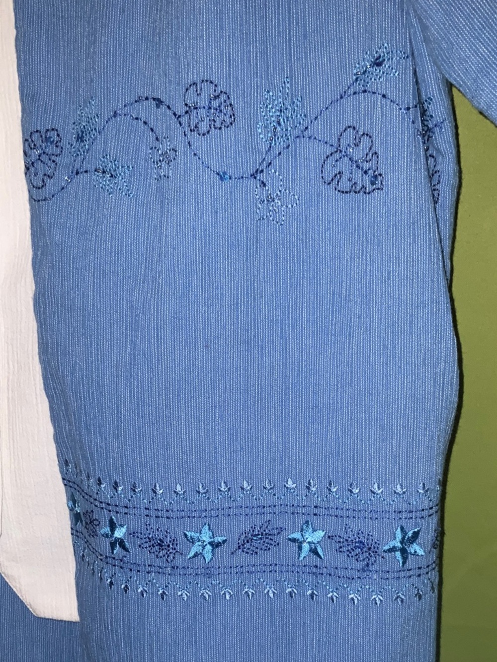 🤩Add-on🤩Alia Blue Embroidered Button-Up Shirt with White Placket - Picture 3 of 12